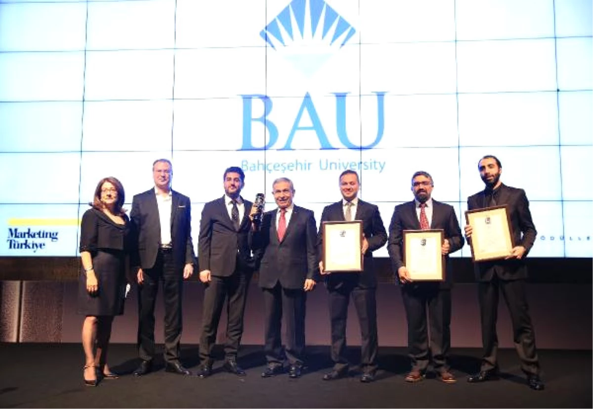 The One Awards Bütünleşik Pazarlama Ödülleri\'nde Eğitimde Yılın En İyi Markası Bahçeşehir...