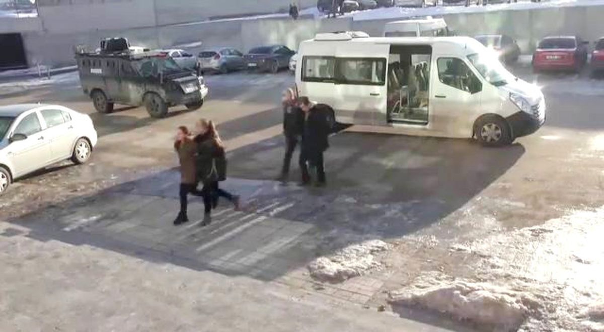Van\'da PKK\'ya Eleman Temin Eden Şahıslar Gözaltına Alındı