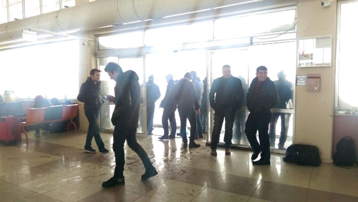Bandırma Otogarında 300 Yolcu Mahsur Kaldı