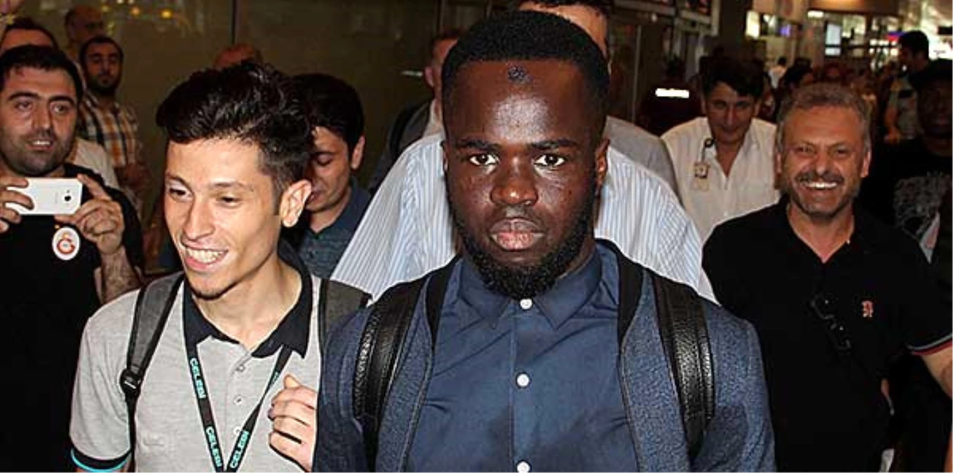 Bursaspor, Galatasaray\'ın İstanbul\'a Getirdiği Tiote\'yi İzlemeye Aldı