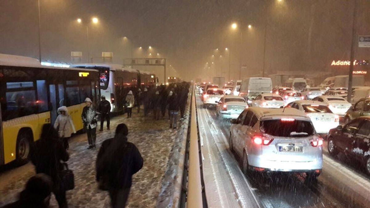 (Ek Görüntüler) Tem\'de Trafik Kabusu