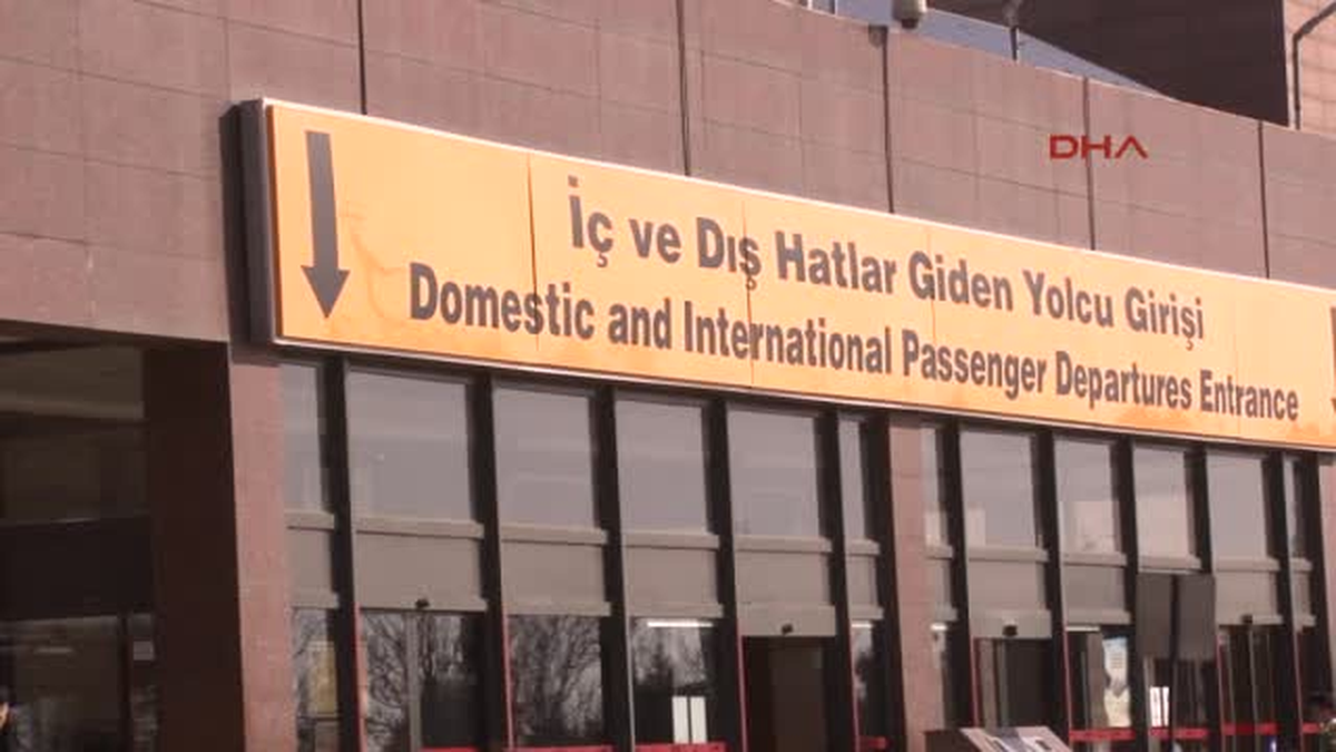 Gaziantep Istanbul\'a Inemeyen 4 Dış Hat Uçağı Gaziantep\'e Indi