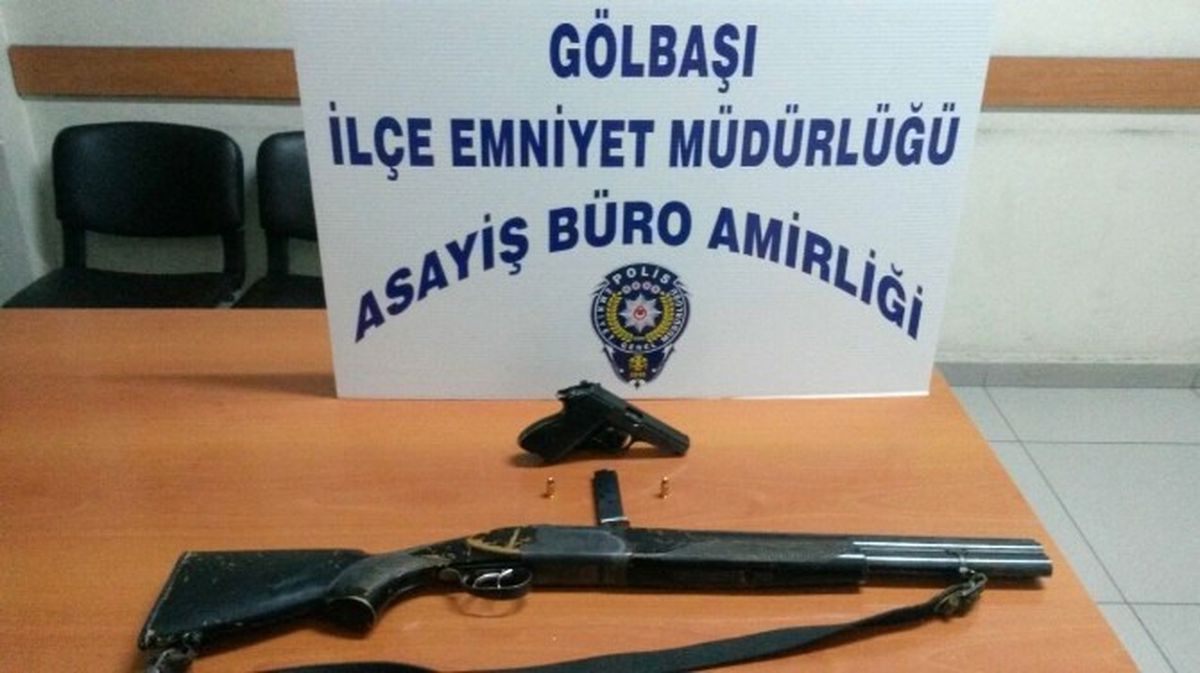 Gölbaşı\'nda Silah Kaçakçılarına Operasyon