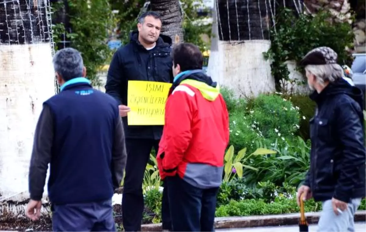 İşe İade Eylemi Yapan Öğretmen 3\'üncü Günde de Gözaltına Alındı