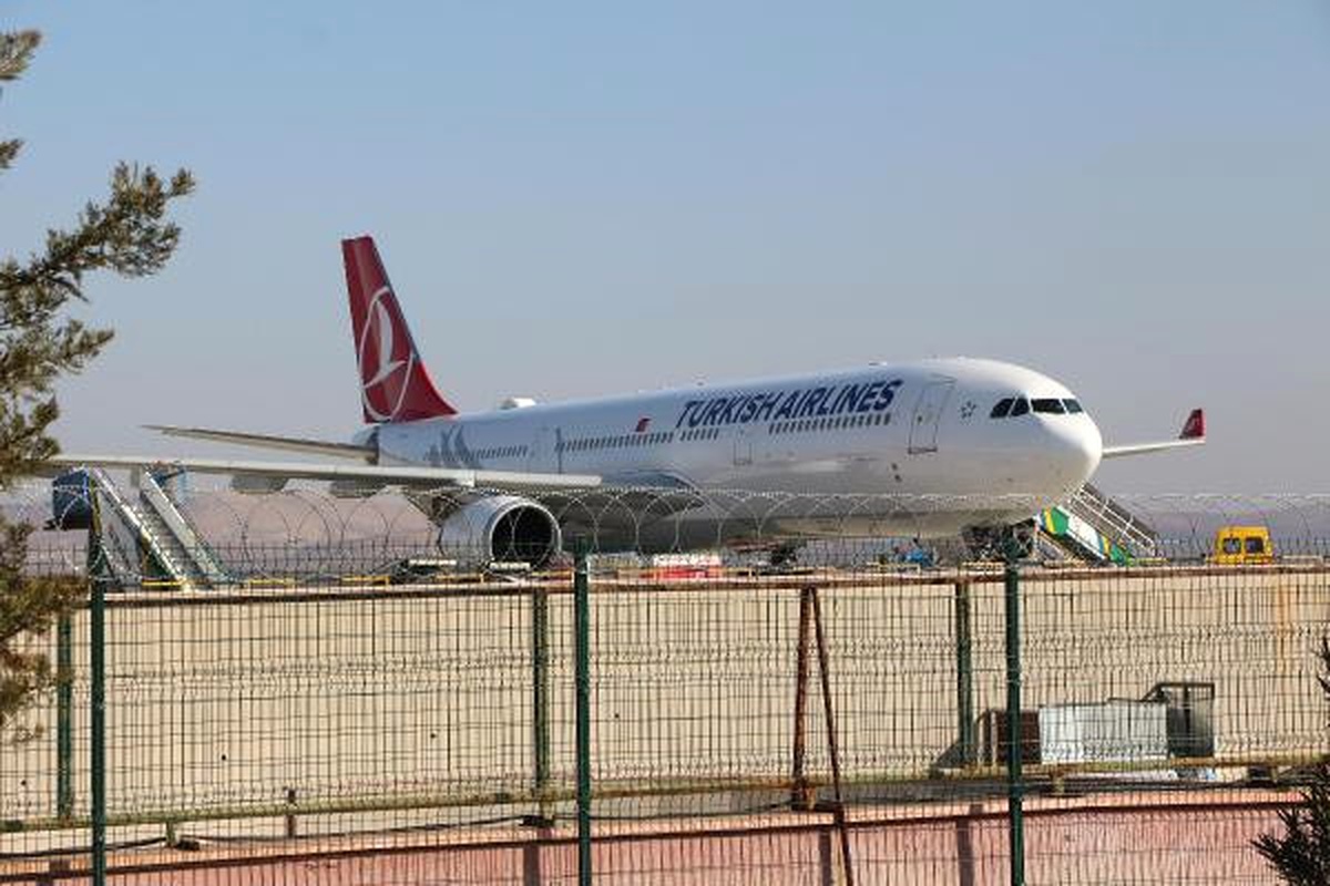 İstanbul\'a İnemeyen 4 Dış Hat Uçağı Gaziantep\'e İndi