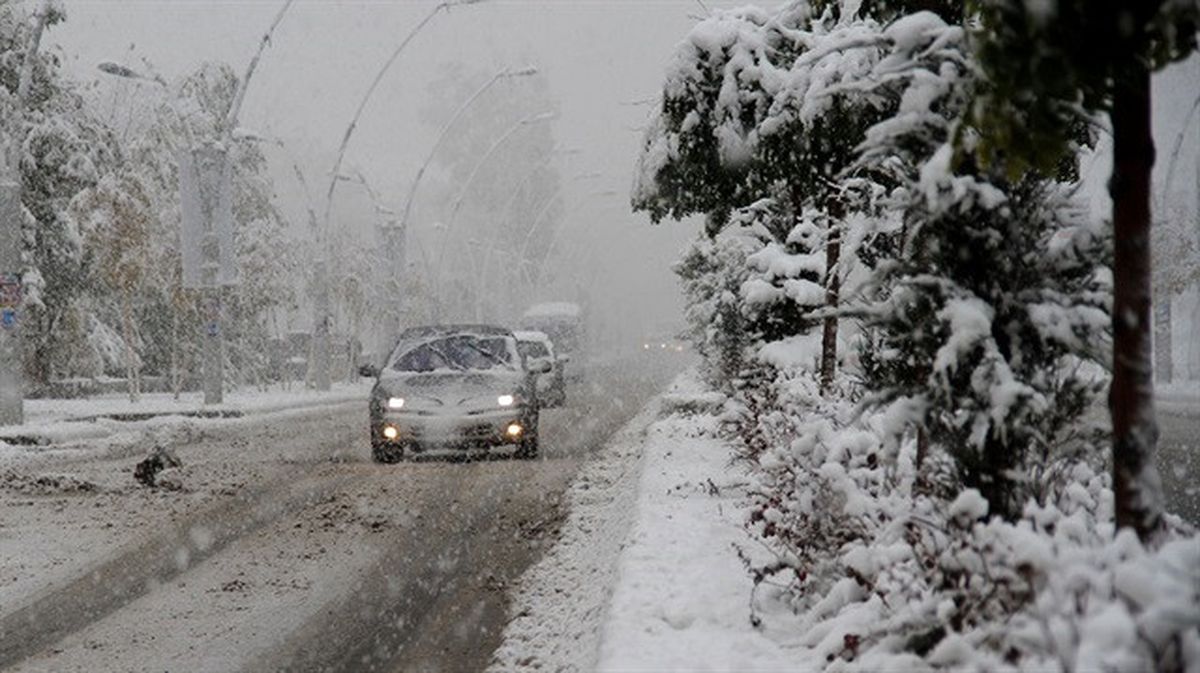 İzmir\'de Kar Yağışı