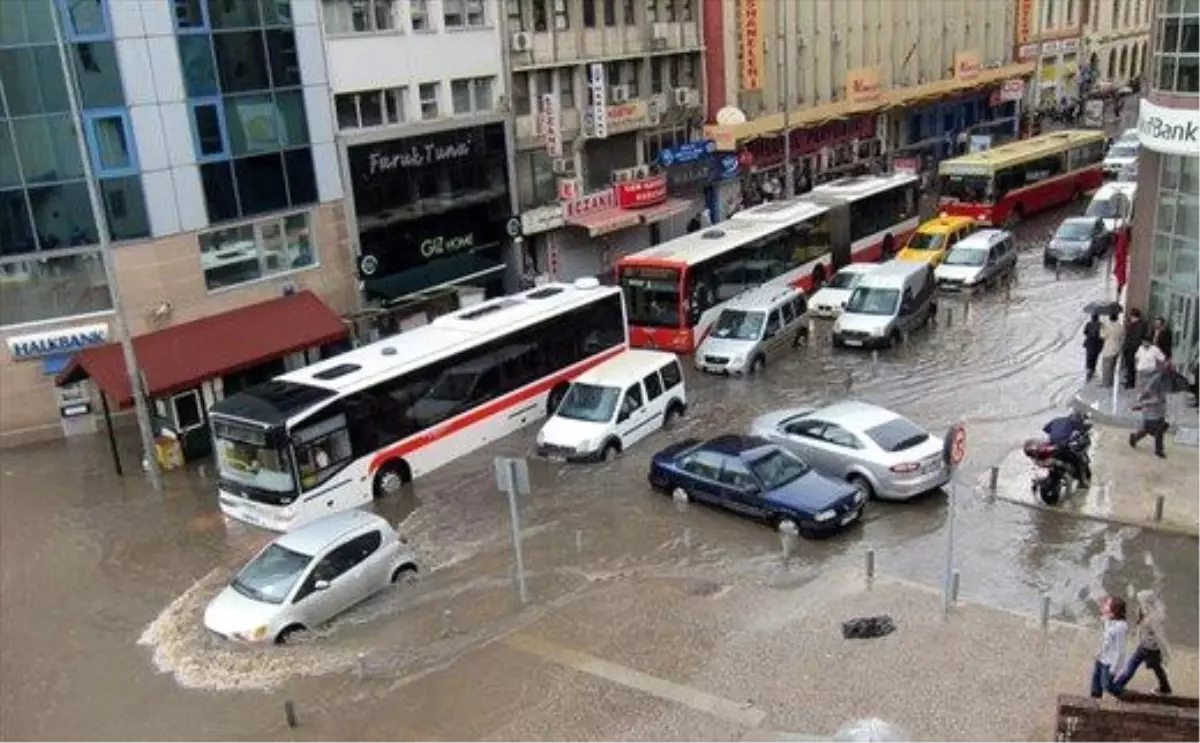 İzmir\'de Yağış