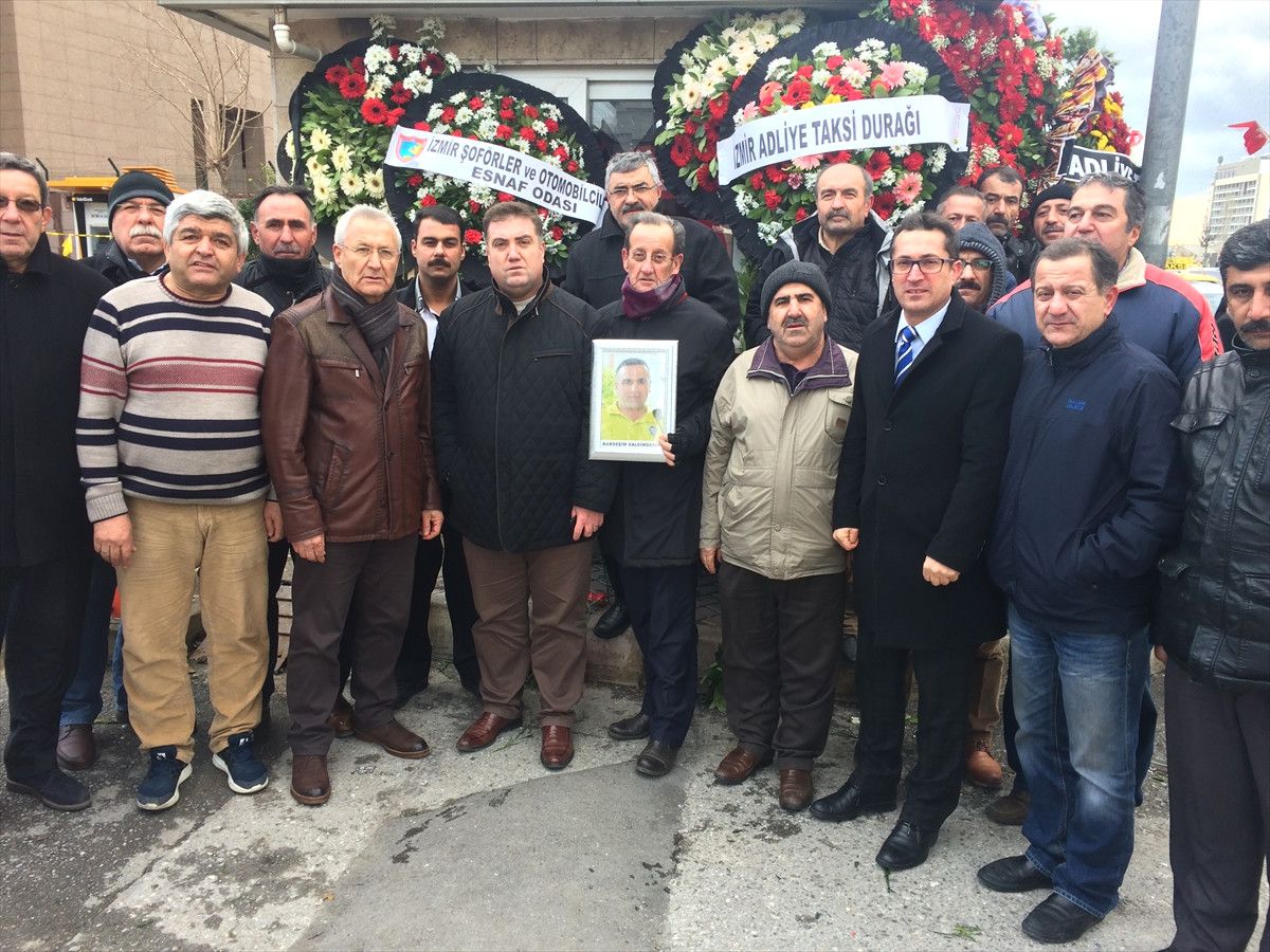 İzmir\'deki Terör Saldırısına Tepkiler