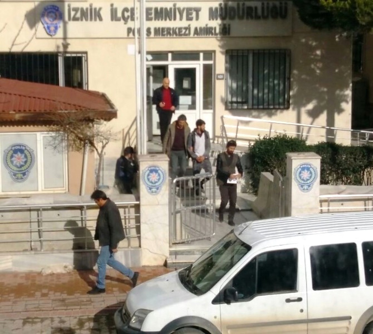 İznik\'te Zehir Tacirleri Tutuklandı