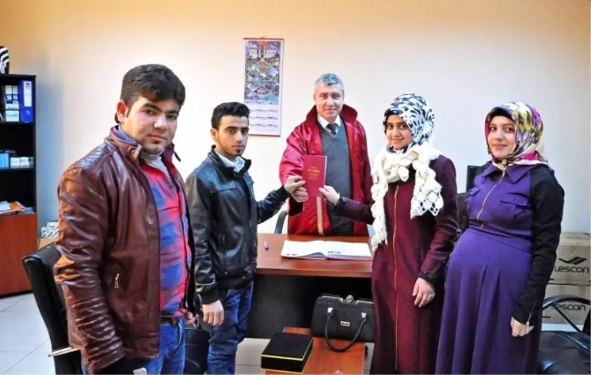 Söğüt\'te Suriyeli Çiftin Nikahı Kıyıldı