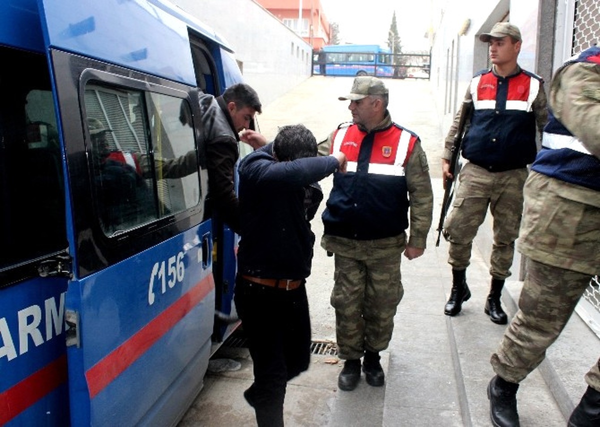 Sosyal Medyada Terör Propagandası Yapan 4 Kişi Tutuklandı