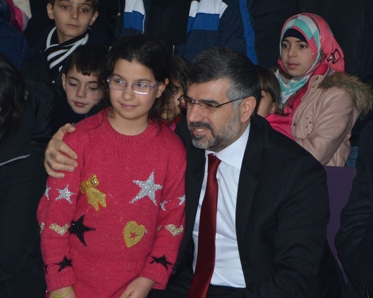 Suriyeli Çocuklara Kanada\'dan Yardım Eli