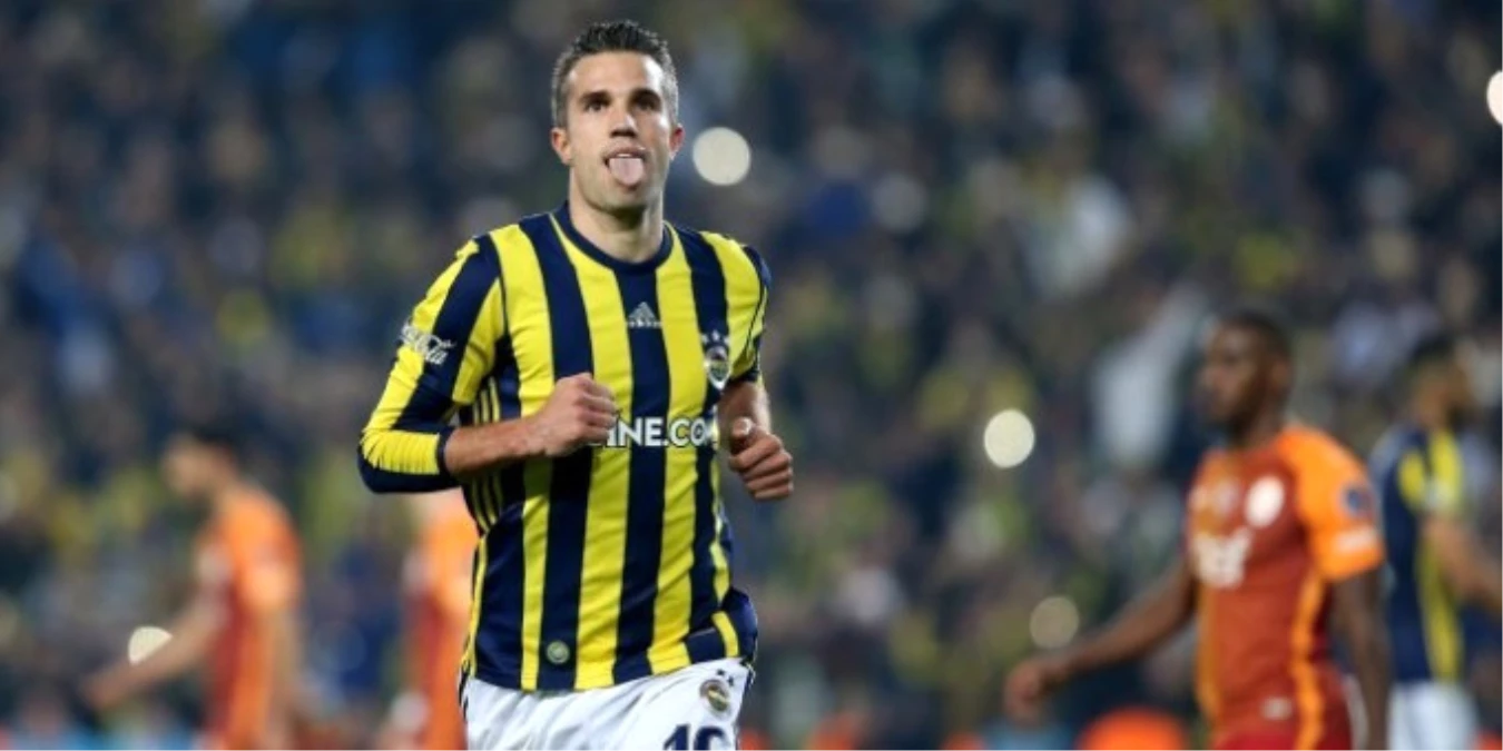 Van Persie\'den Bu Yüzden Vazgeçtiler!