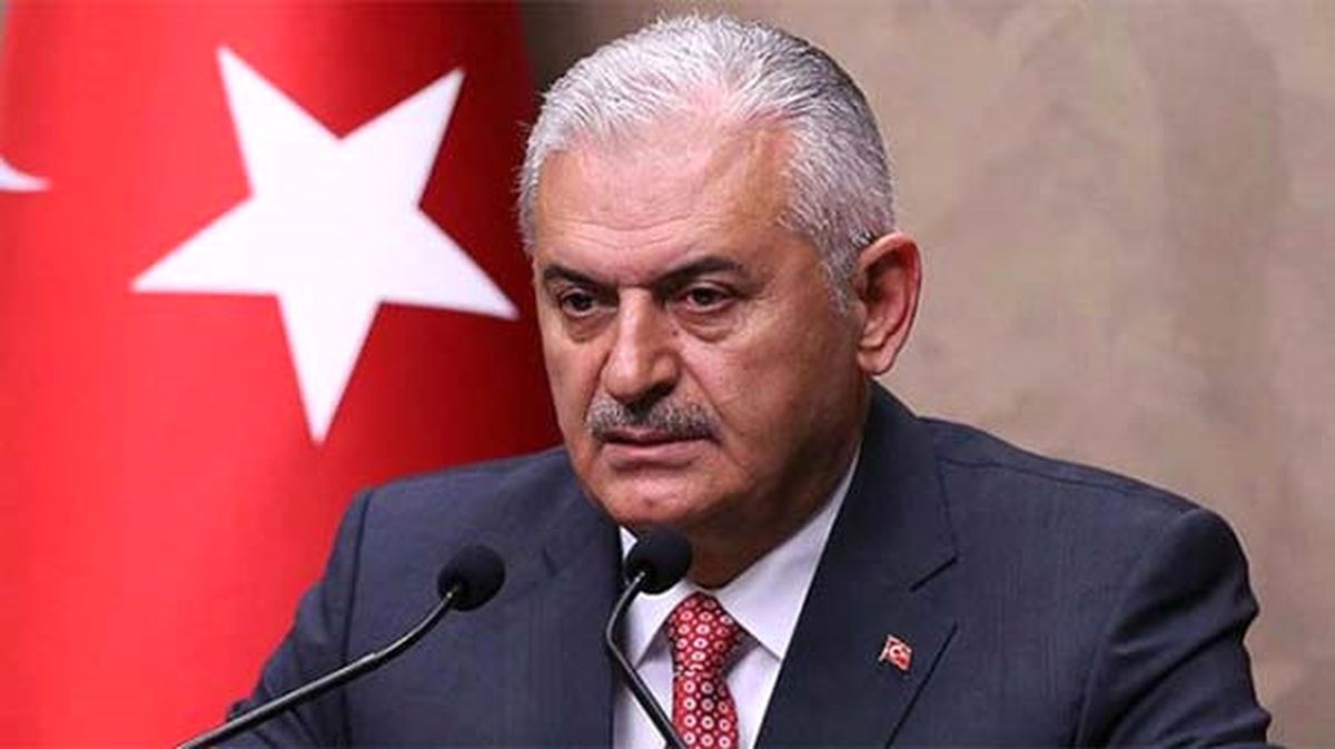 Başbakan Başika Kampındaki Türk Askerleri İçin: Mecburiyetten Oradalar