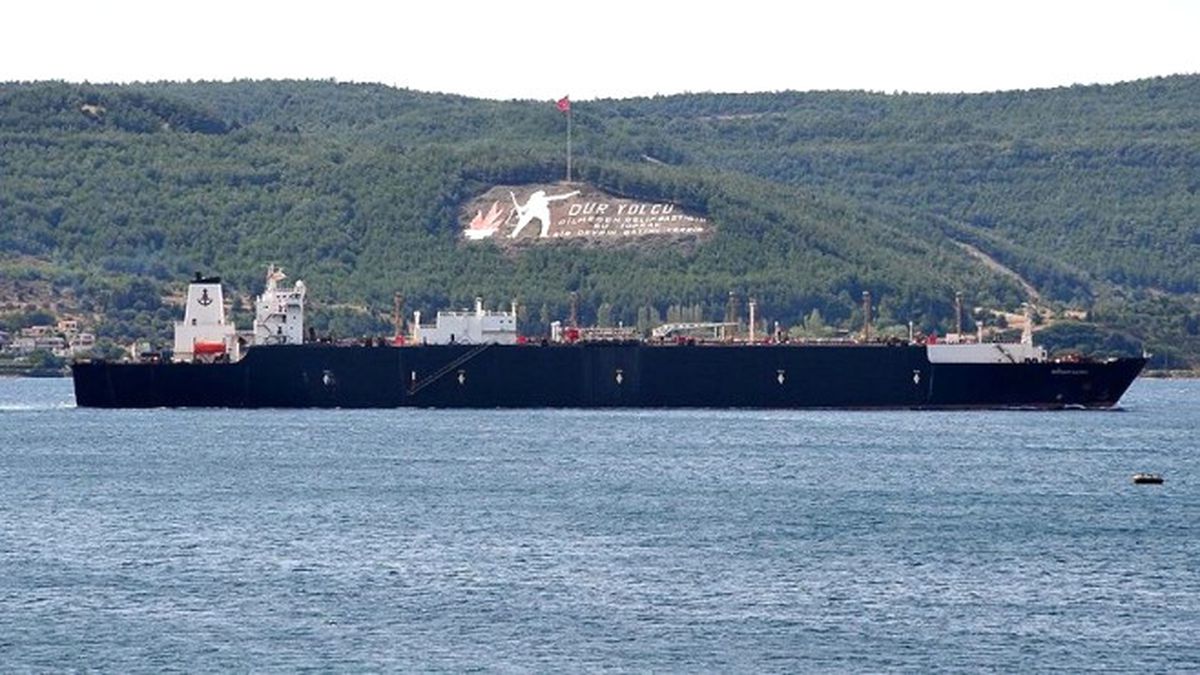 Çanakkale Boğazı Transit Gemi Geçişlerine Açıldı