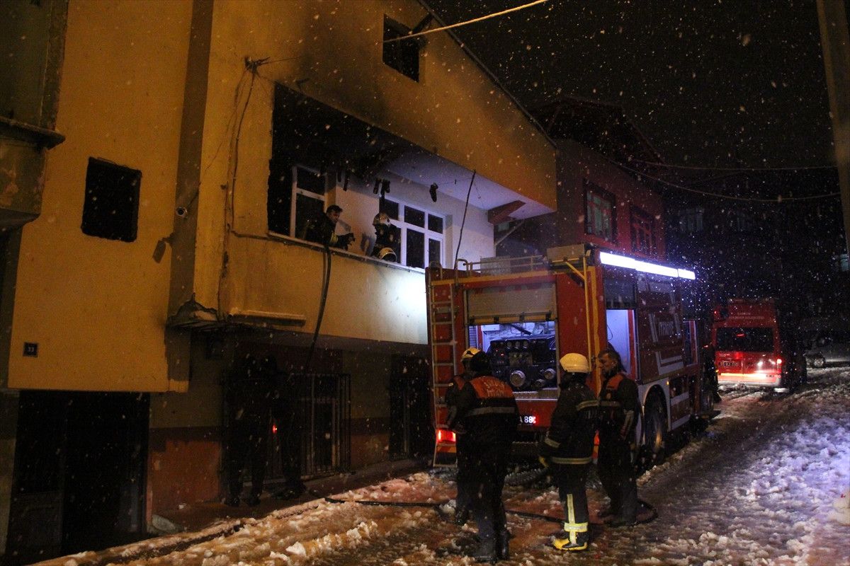 İlkadım\'da Boş Evde Yangın Çıktı