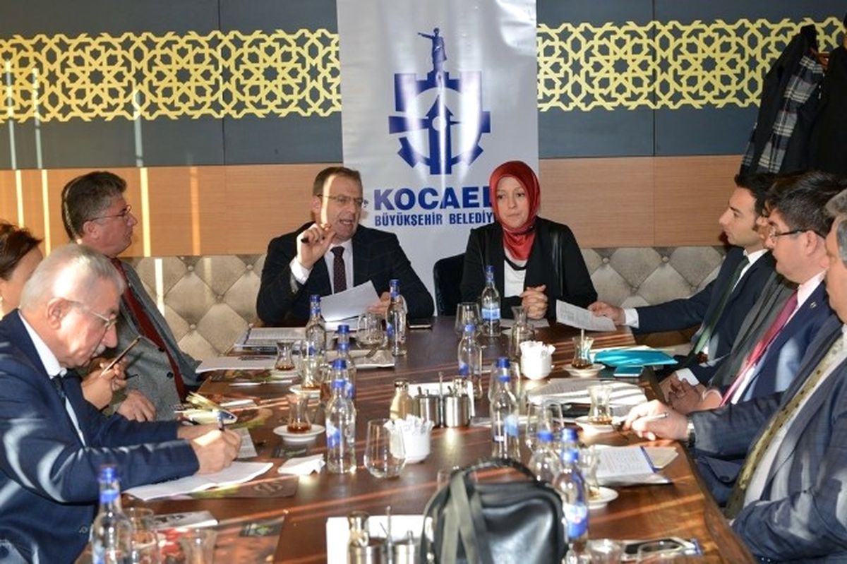 Kocaeli\'de Altın Ödüllü Kitap Okuma Yarışması