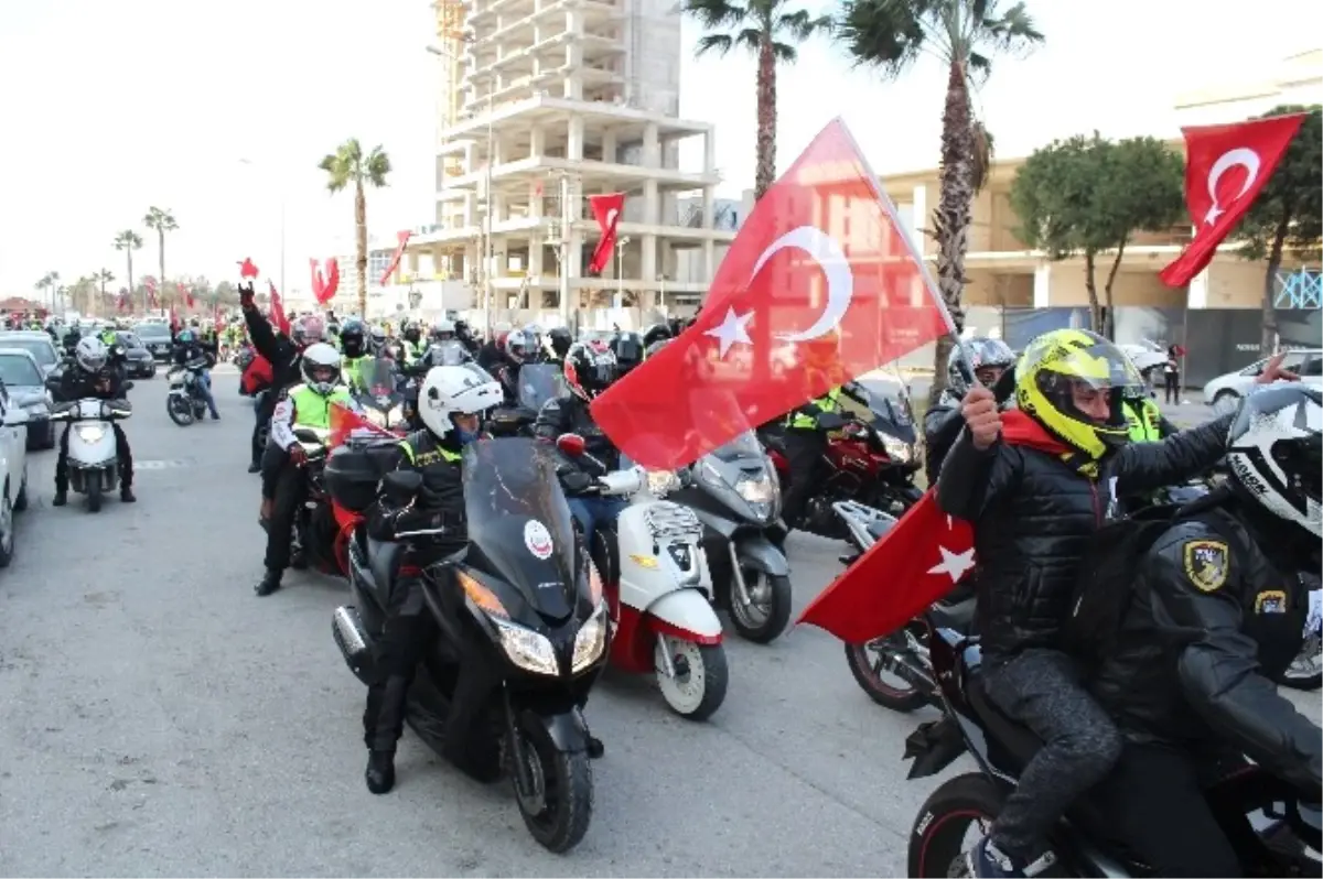 Motorlarını İzmirli Şehitler İçin Sürdüler