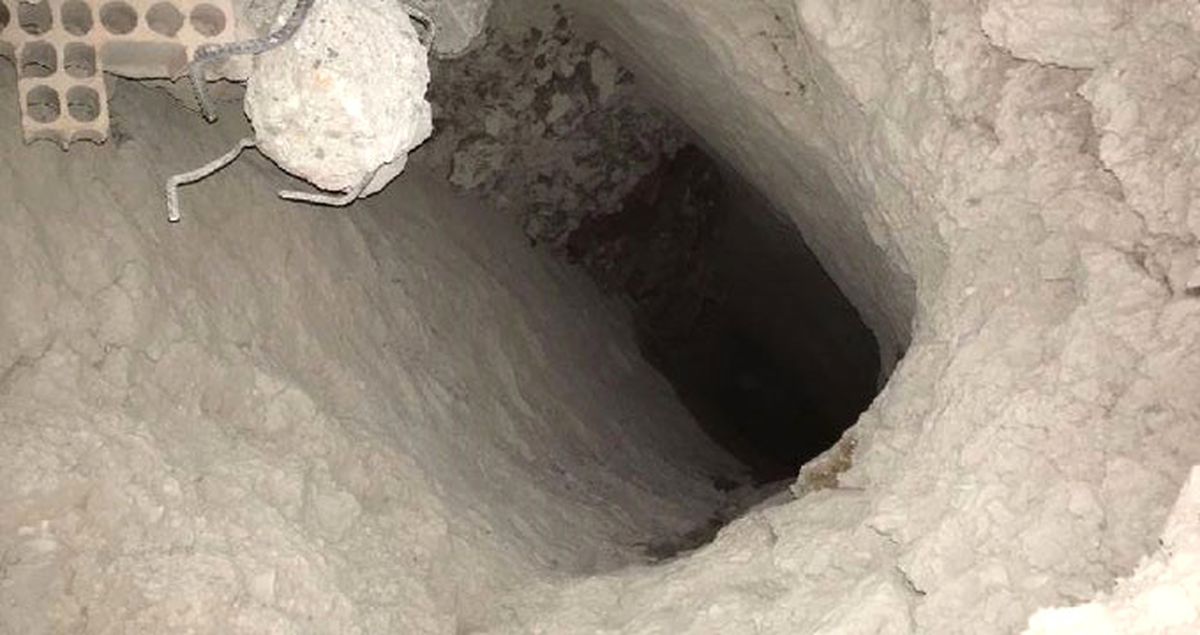 Nusaybin\'de Evin Altındaki Tünelde Silah ve Mühimmat Bulundu