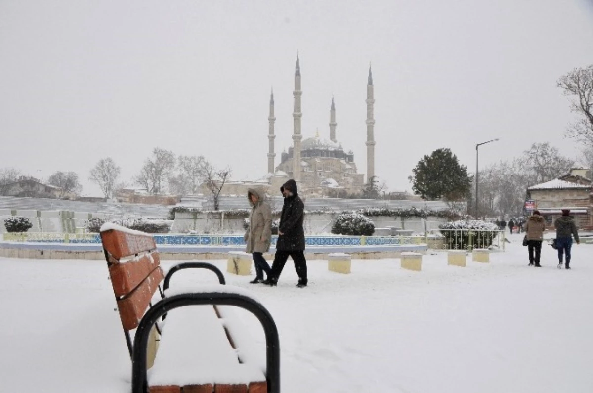 Selimiye Camii\'nden Kar Fotoğrafları