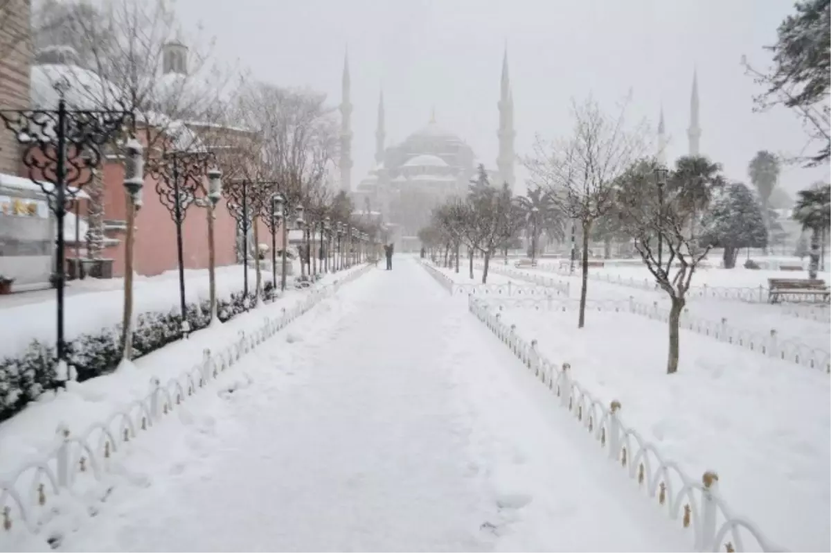 Sultanahmet\'te Kartpostallık Görüntüler