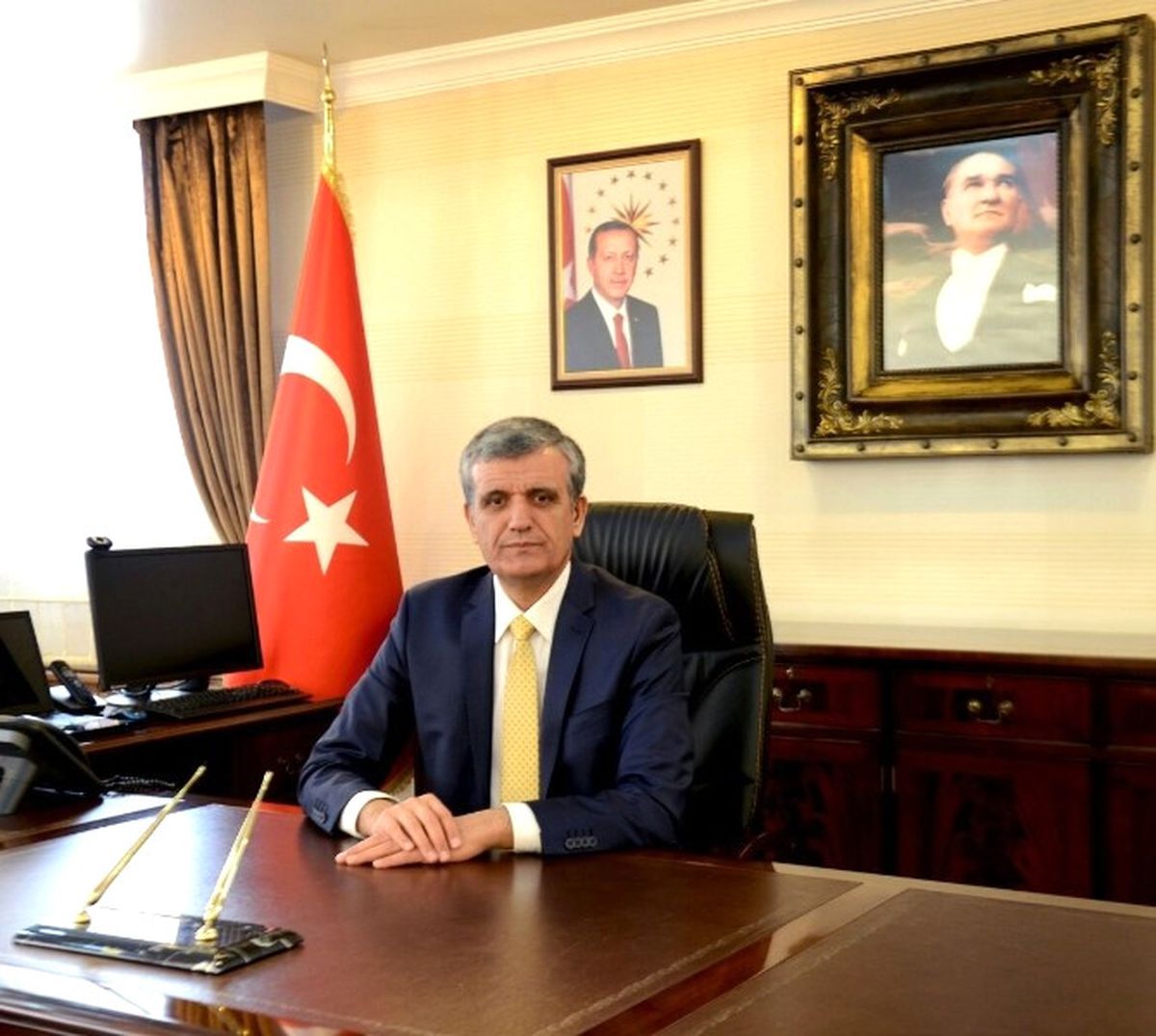 Ardahan Valisi Gazeteciler Günü\'nü Kutladı