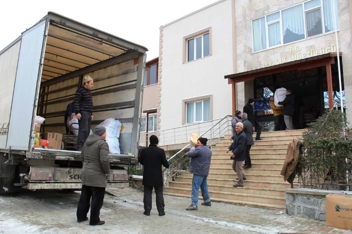 Ayvalık ve Gömeç, Halep\'i Unutmadı