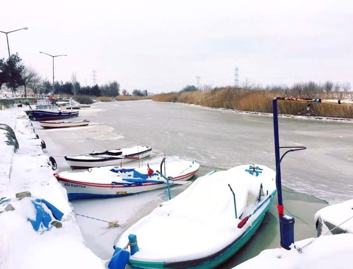 Çanakkale\'de Çay Buz Tuttu