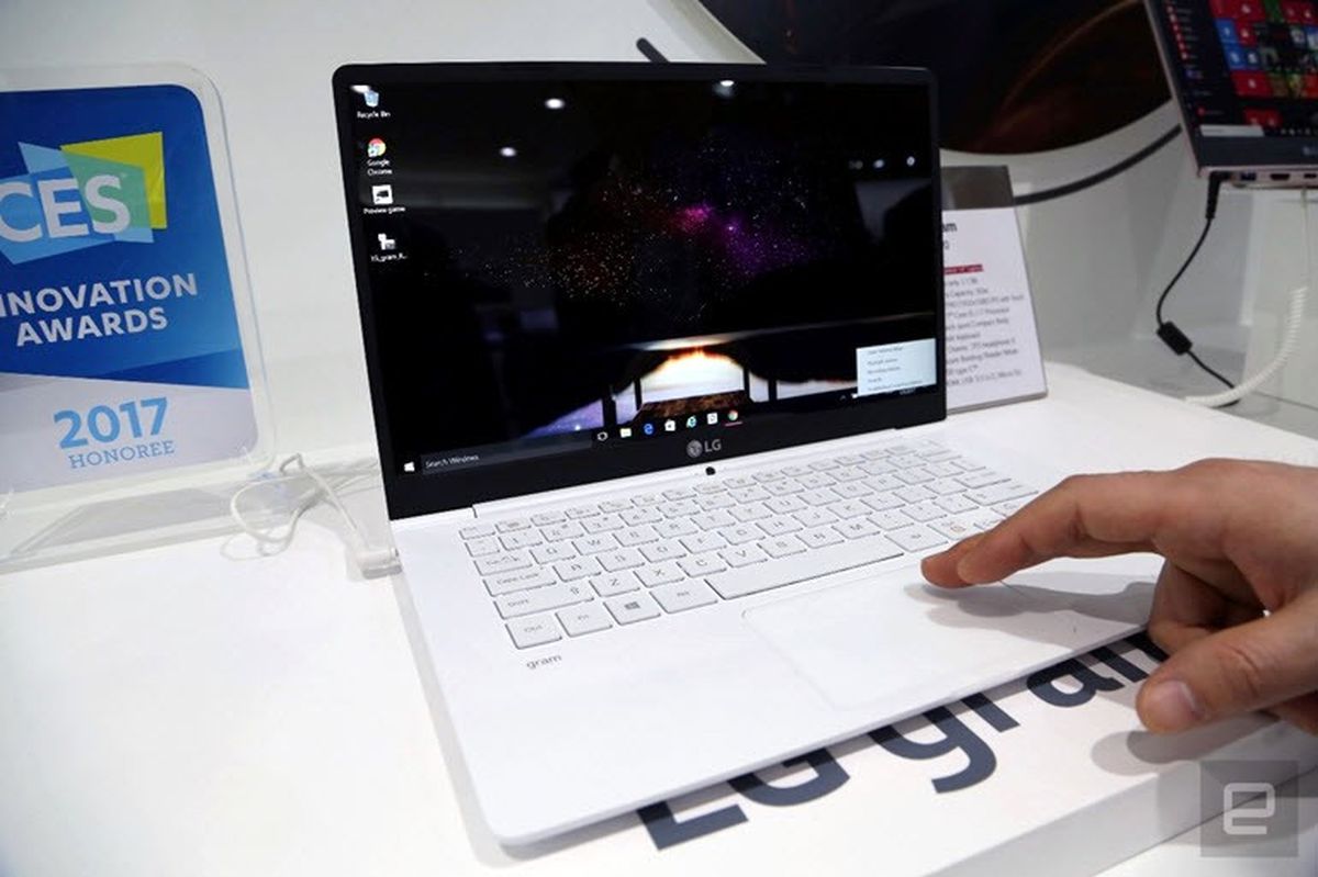 Dünyanın En Hafif 14 İnç\'lik Laptop\'u!