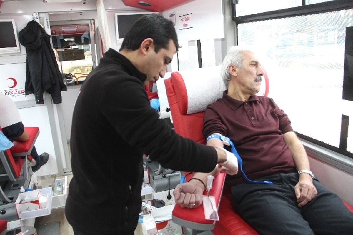 Elazığ\'da 5 Günde 500 Ünite Kan Toplandı