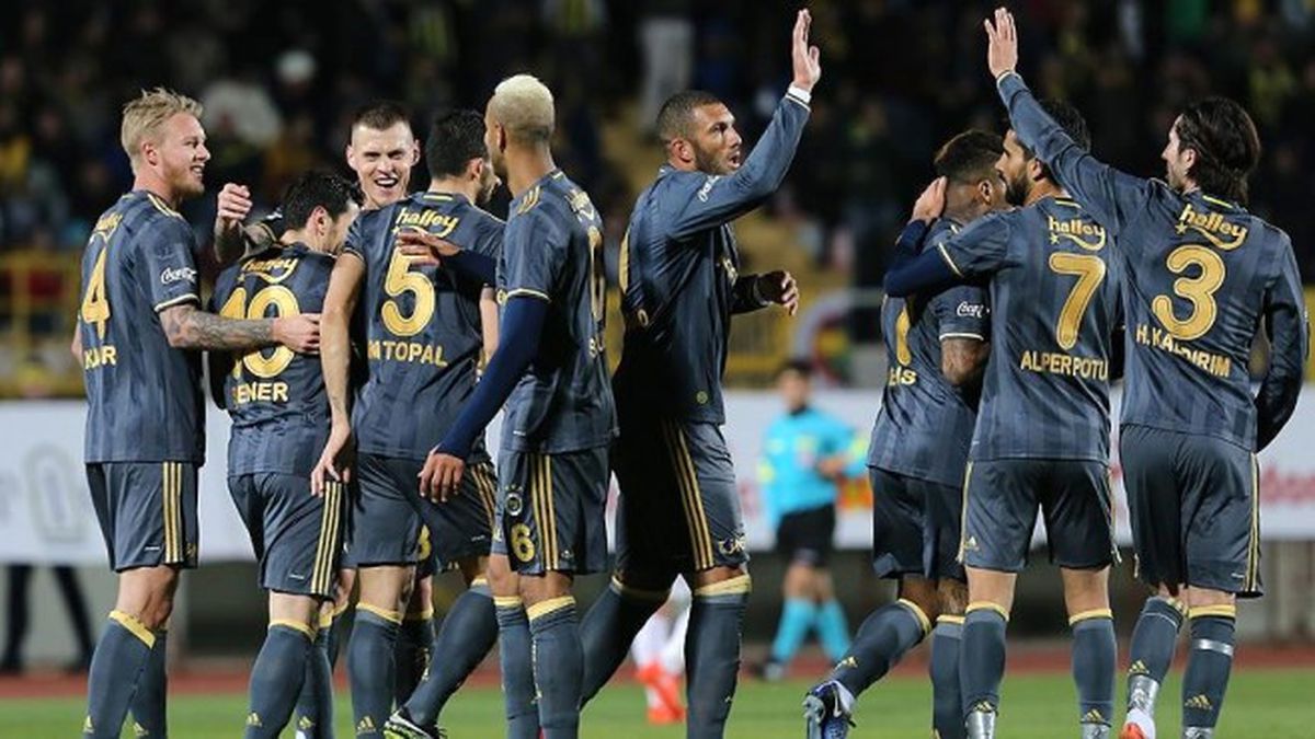 Fenerbahçe\'den Farklı Prova