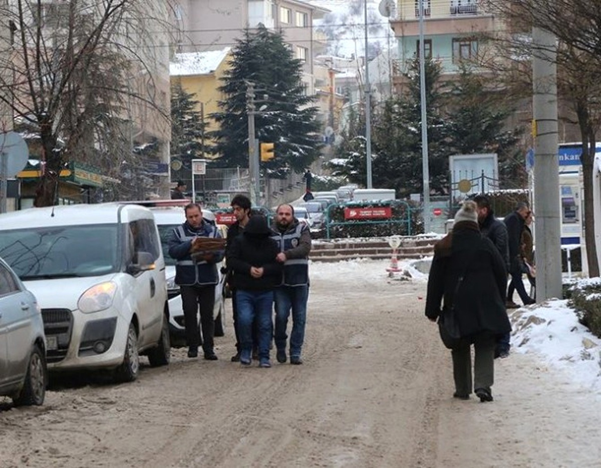 Gazi ve Şehitler Derneğine Giren Hırsız Yakalandı