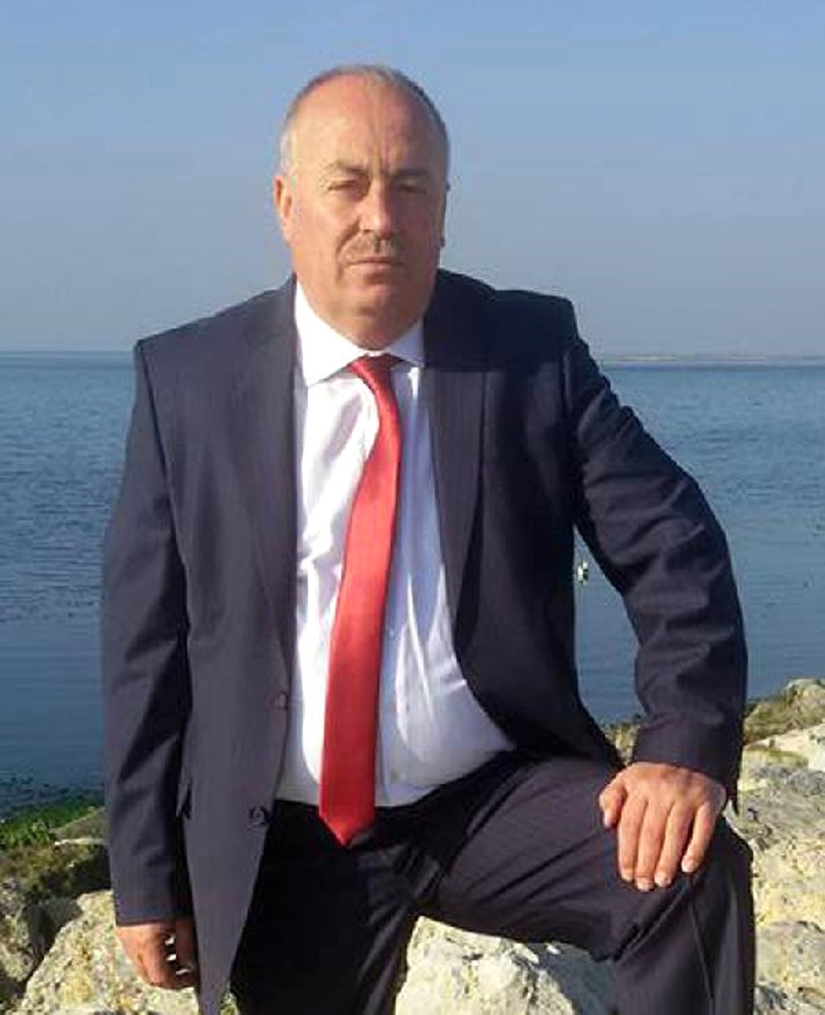 Güvenlik Korucusu Silahıyla 3 Kişiyi Yaraladı