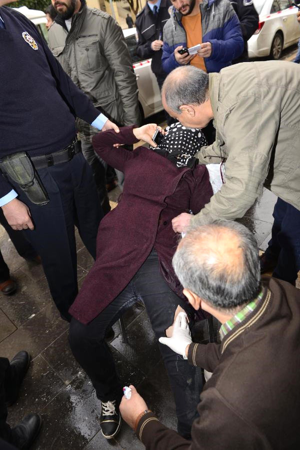 İmamın Eşi Çocukluk Aşkına Kaçtı, O da \'Beni Aldattı\' Diye Vurdu