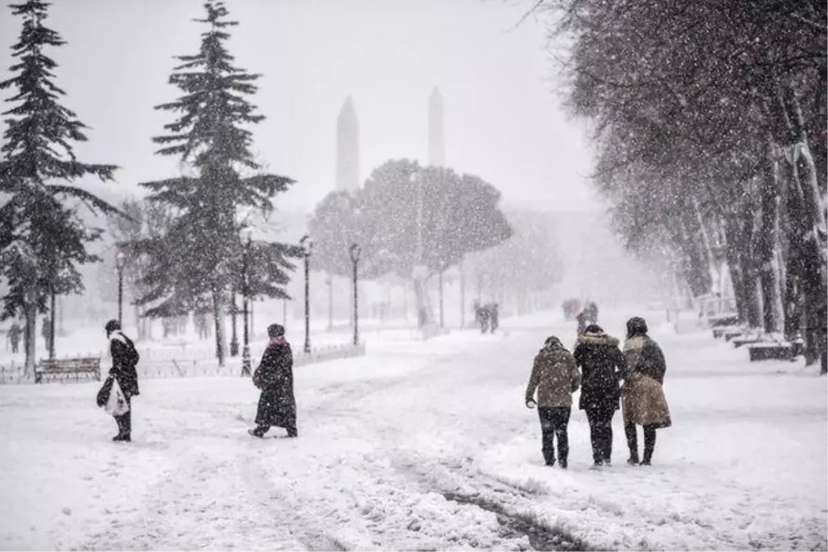 İstanbul\'da Kar Yağışı