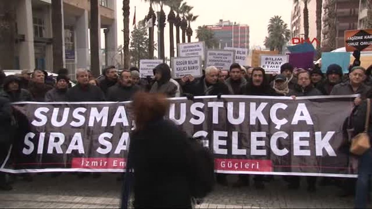 Izmir Emek Örgütlerinden Ihraçlara Tepki