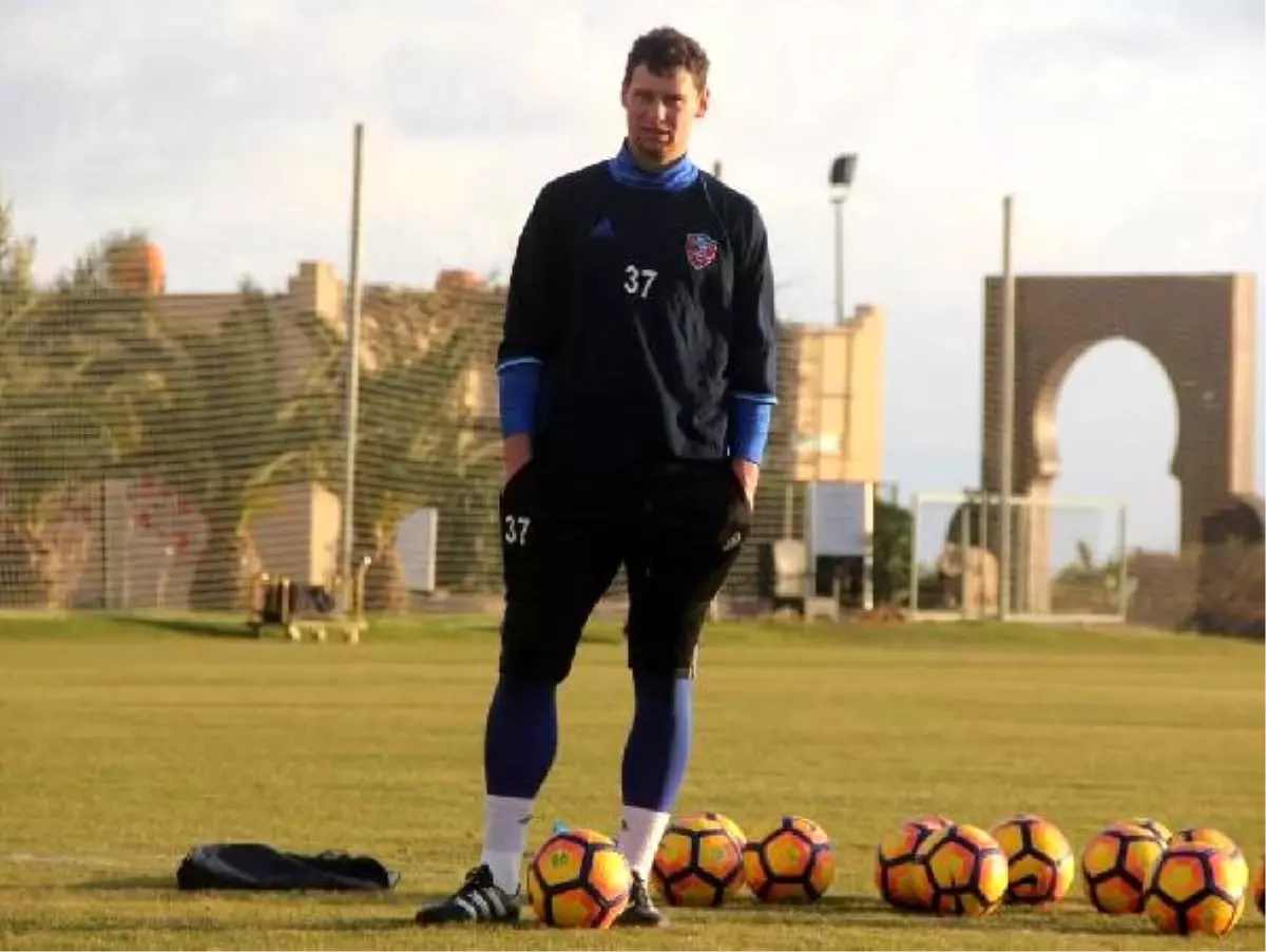 Kardemir Karabükspor\'un Yeni Kalecisi Rybka 8 Hafta Yok