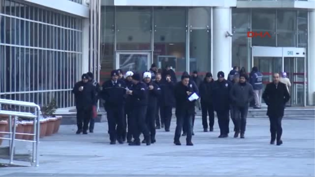 Kayseri\'deki Fetö Davasında Boydak Kardeşlerin de Aralarında Bulunduğu Sanıklar Ikinci Kez Hakim...