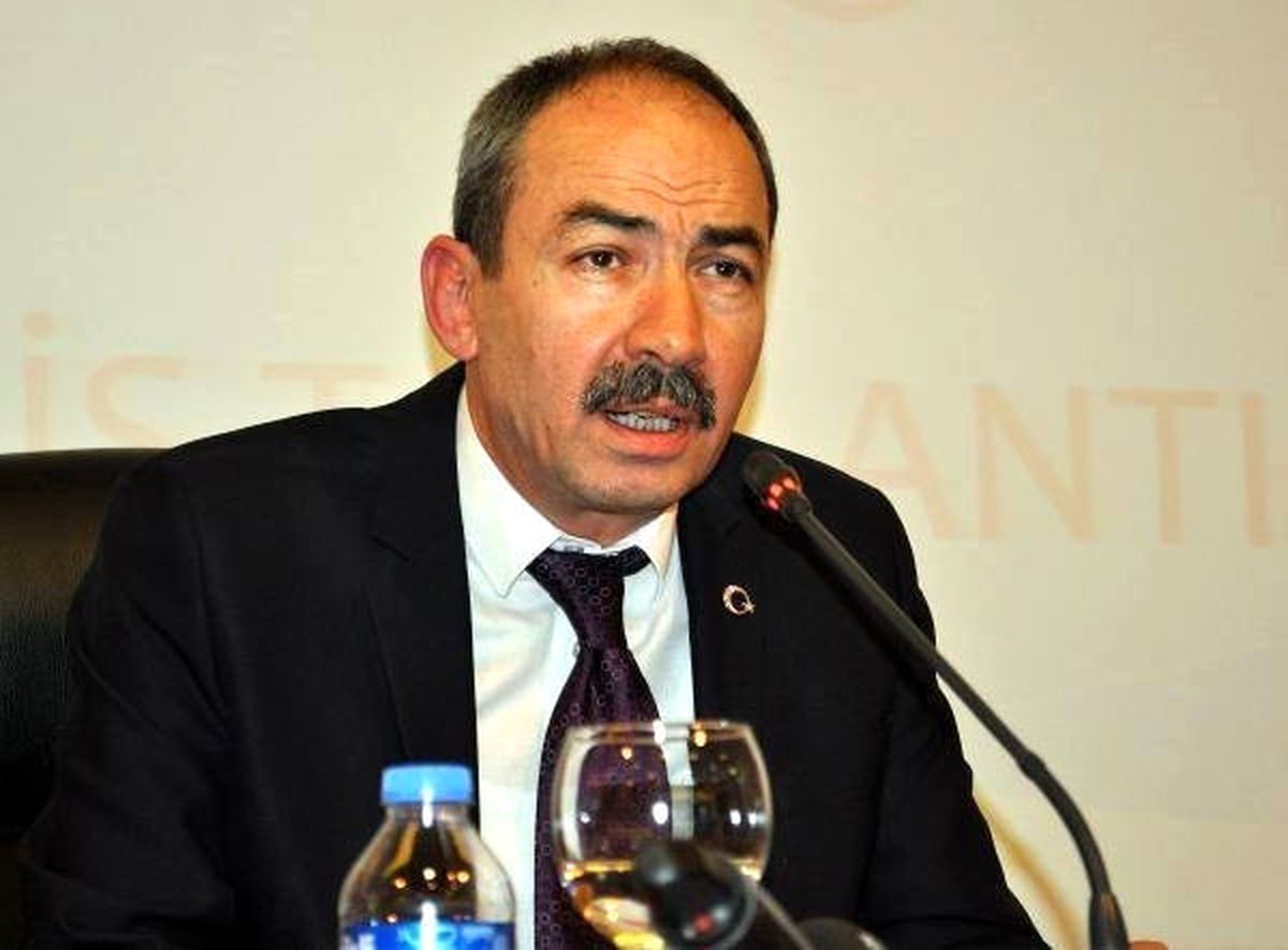 Kayseri Sarraf ve Kuyumcular Derneği Başkanı ve Ticaret Odası Meclis Başkanı Ömer Gülsoy\'dan 10...