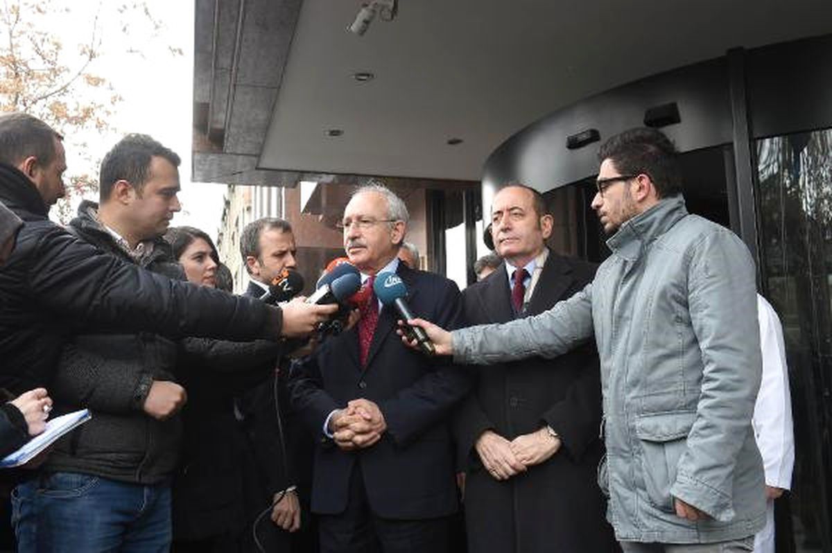 Kılıçdaroğlu\'ndan Yoğun Bakımdaki Meclis Başkanı Kahraman\'a Ziyaret