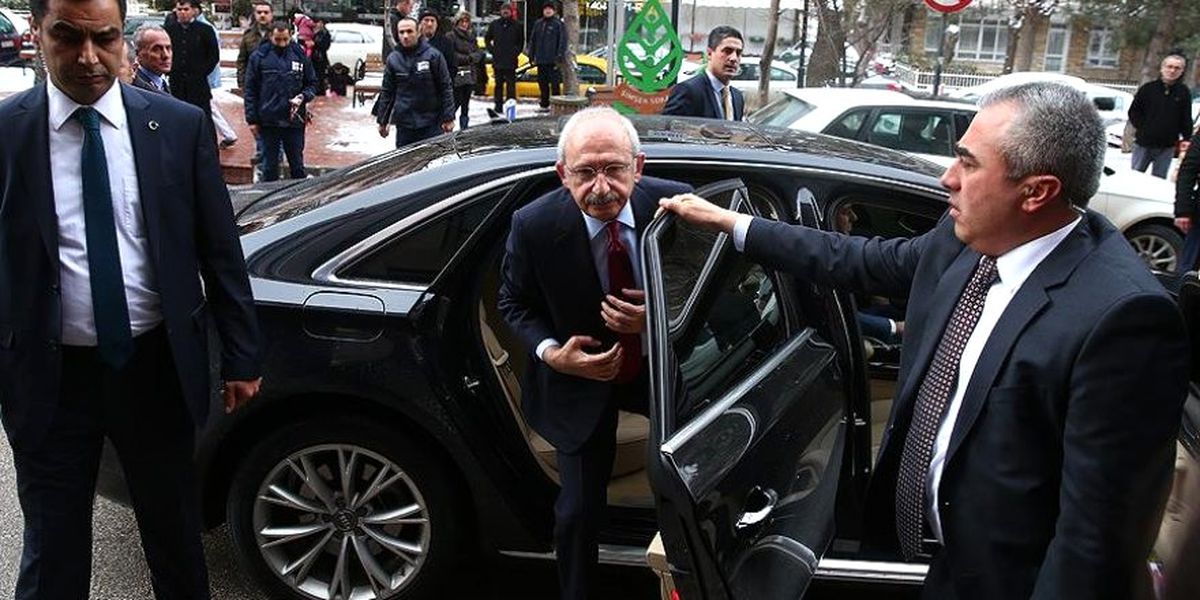 Kılıçdaroğlu TBMM Başkanı Kahraman\'ı Hastanede Ziyaret Etti