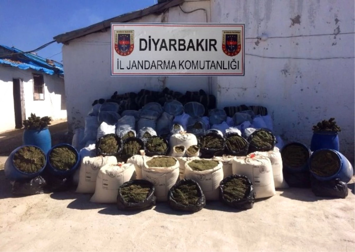 Küçük Kandil Olarak Bilinen Diyarbakır\'ın Kuzey İlçelerinde PKK\'ya Darbe!