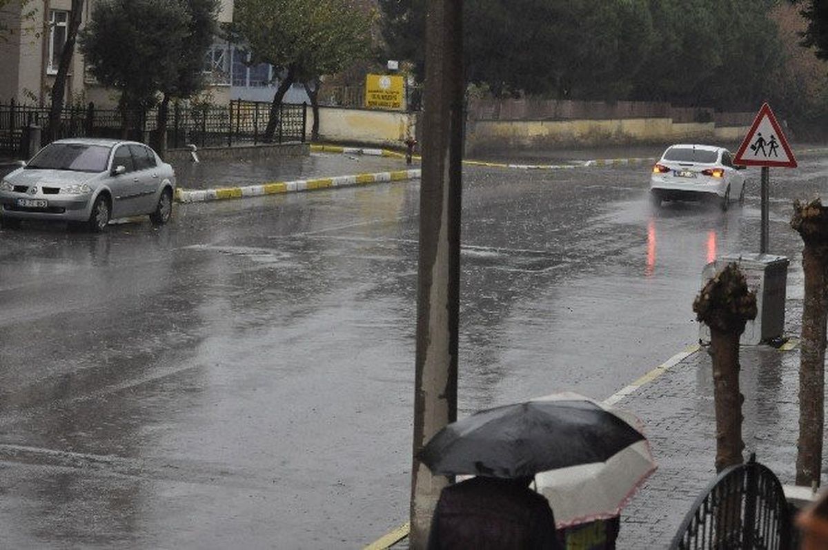 Milas\'ta Metrekareye 60 Kilo Yağış Düştü