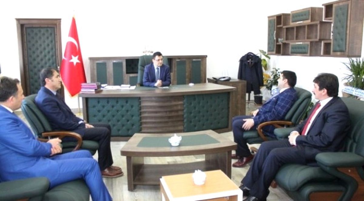 Milli Eğitim Müdürü Kırekin, Gürpınar Kaymakamını Ziyaret Etti