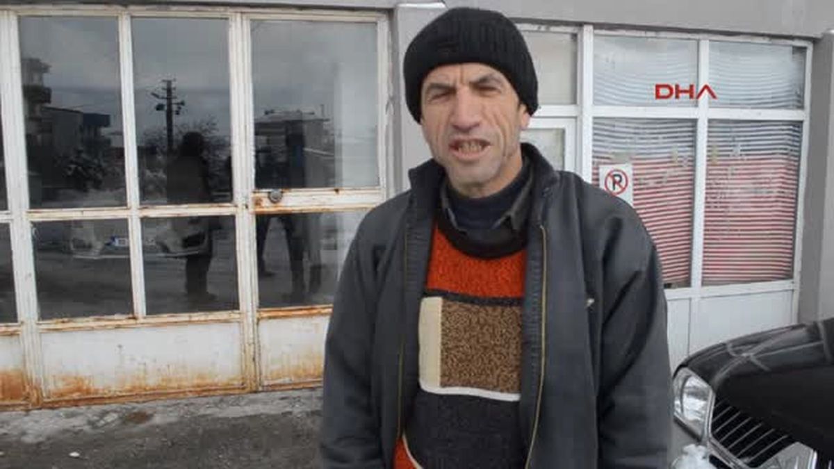 Muhtarın Karla Mücadelesi Takdir Topladı