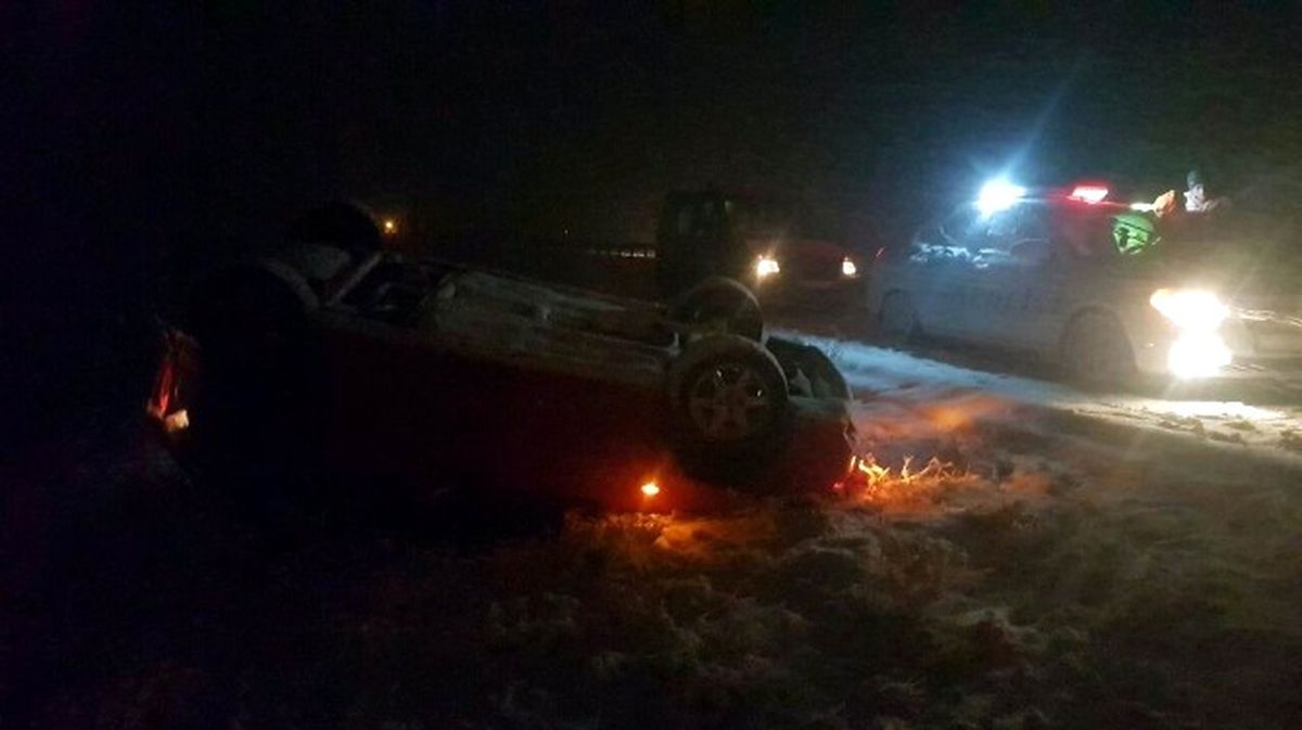 Park Halindeki Otomobili Şarampole Devirdi