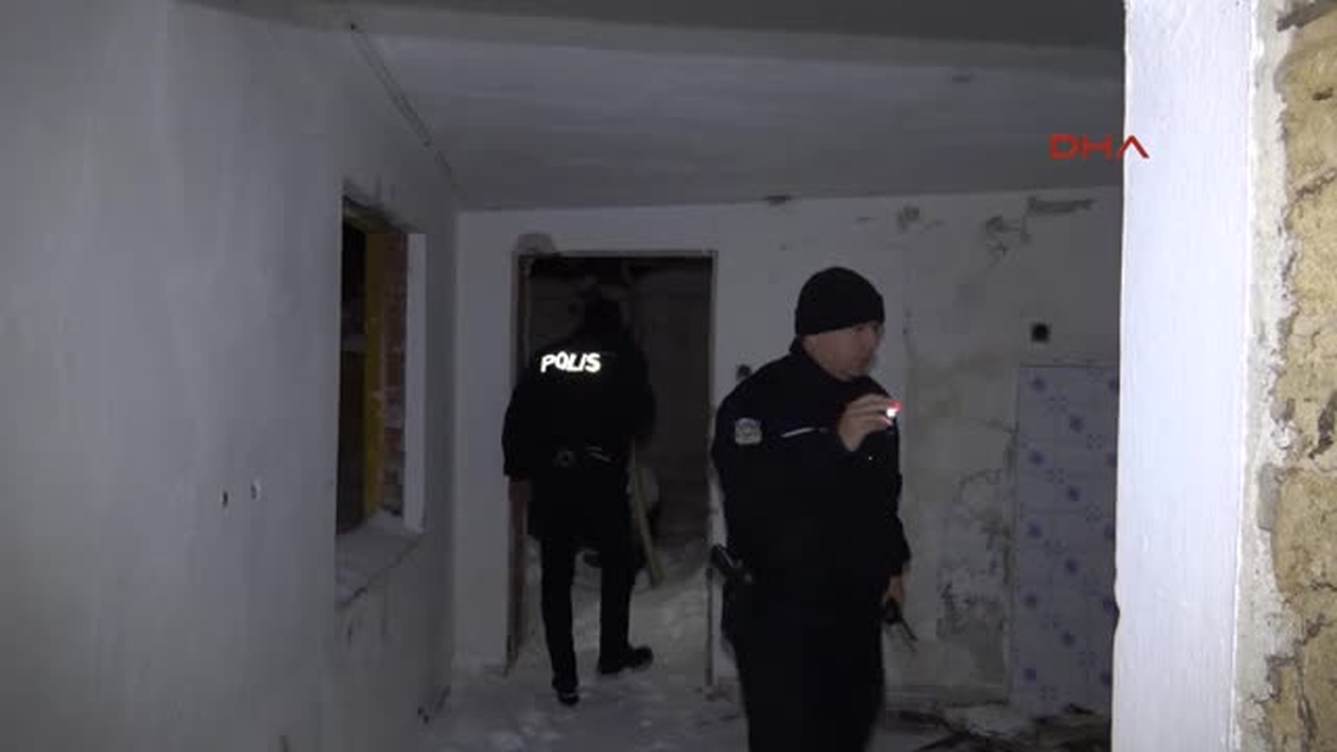 Tekirdağ Polis Metruk Evlerde \'Donmamaları\' Için Kimsesiz Aradı