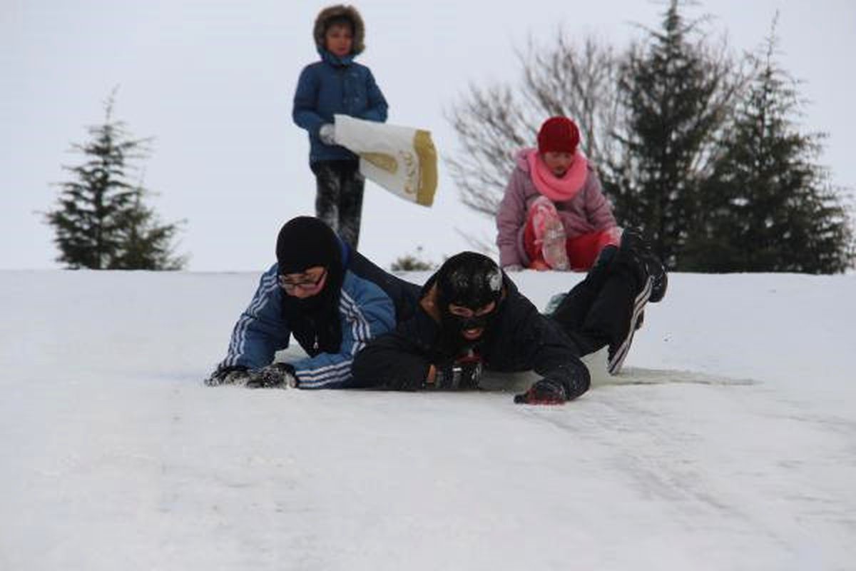 Tunca Nehri Buz Tuttu, Karın Keyfini Çocuklar Çıkardı