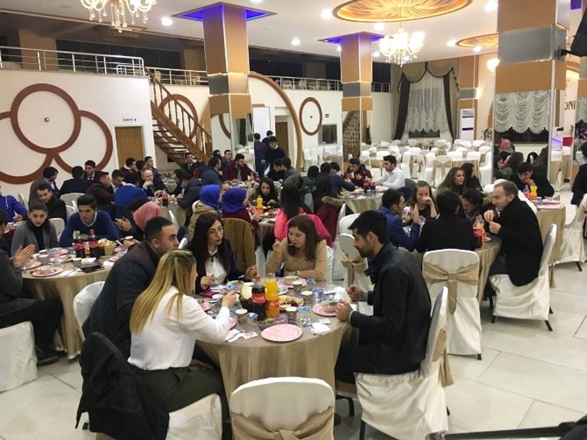 Vezirköprü\'de Gençlerden Birlik Mesajı