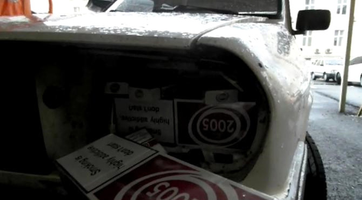 Yakıt Deposu ve Farlardan Kaçak Sigara Çıktı